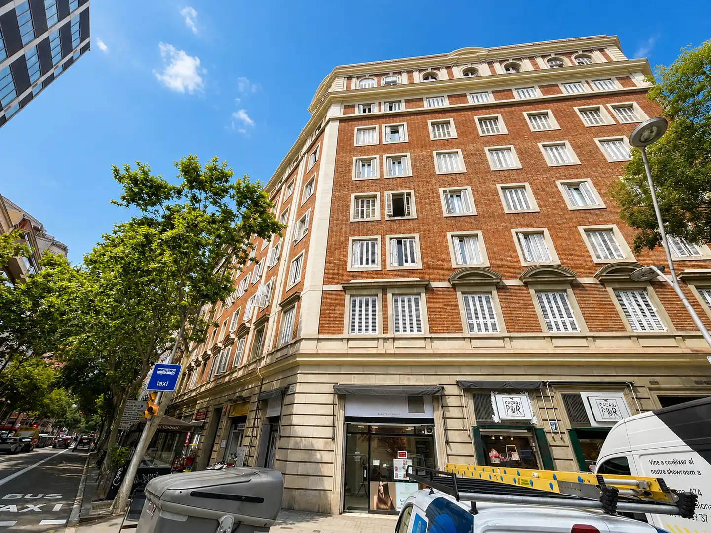 Vista exterior de Piso en venta en Barcelona con Aire acondicionado, Calefacción y Parquet