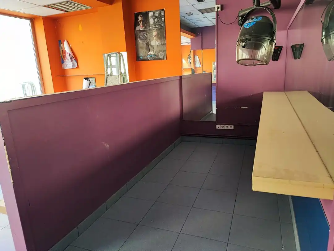 Local comercial en venta en Arana Kalea, imagen 3