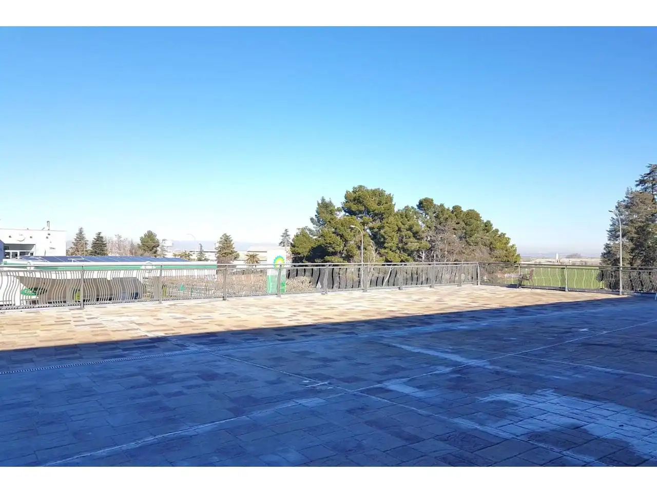 Terraza de Oficina de alquiler en Pinto con Alarma