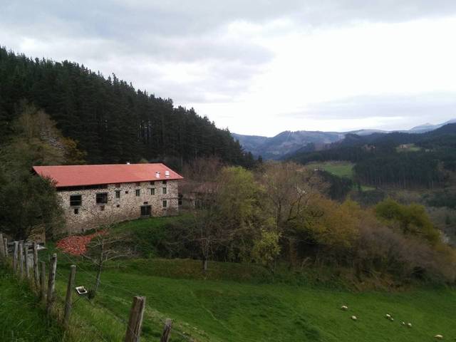 Casa-chalet en Venta en Zeanuri