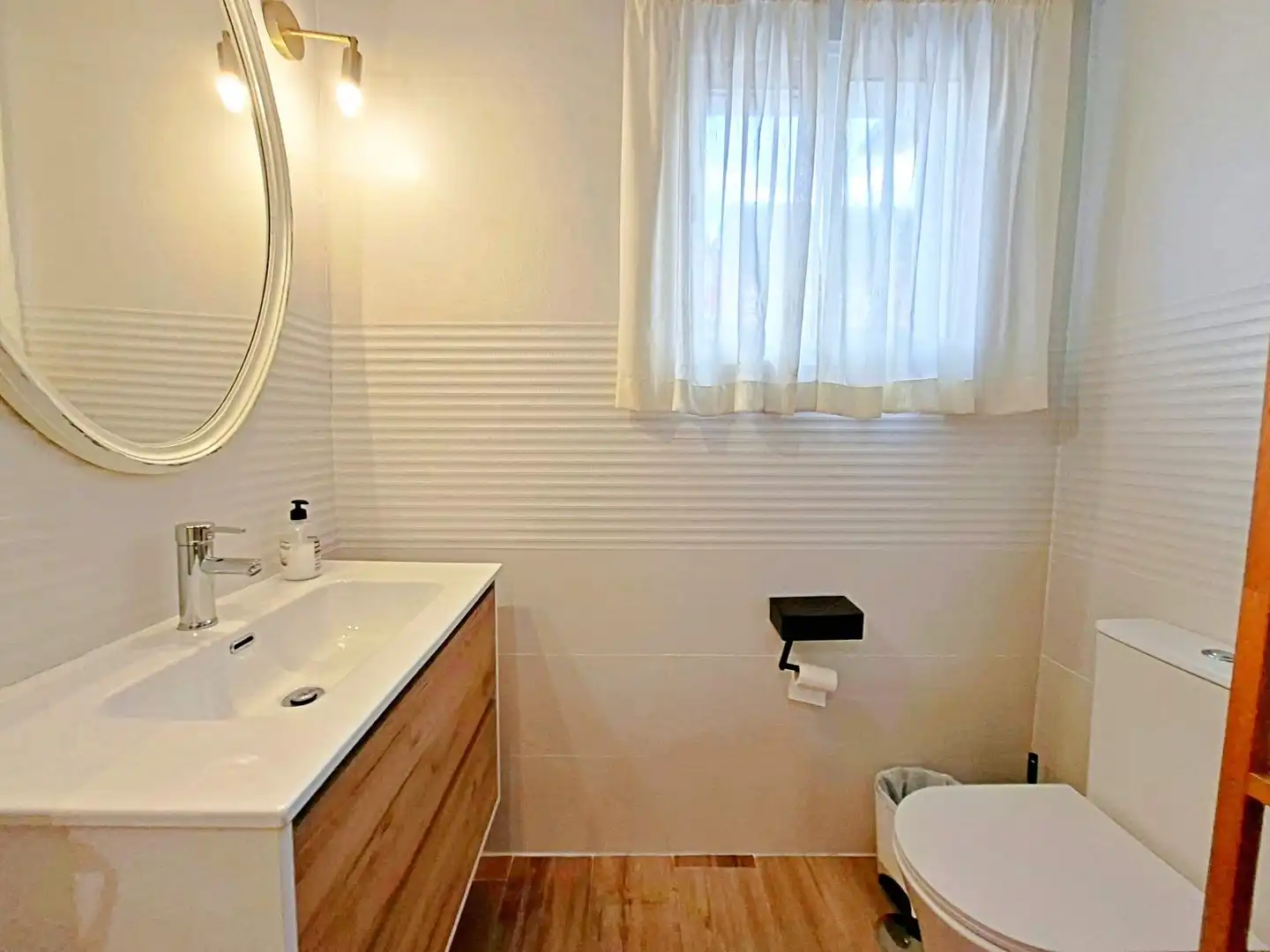 Baño de Planta baja en venta en Aspe con Aire acondicionado y Amueblado