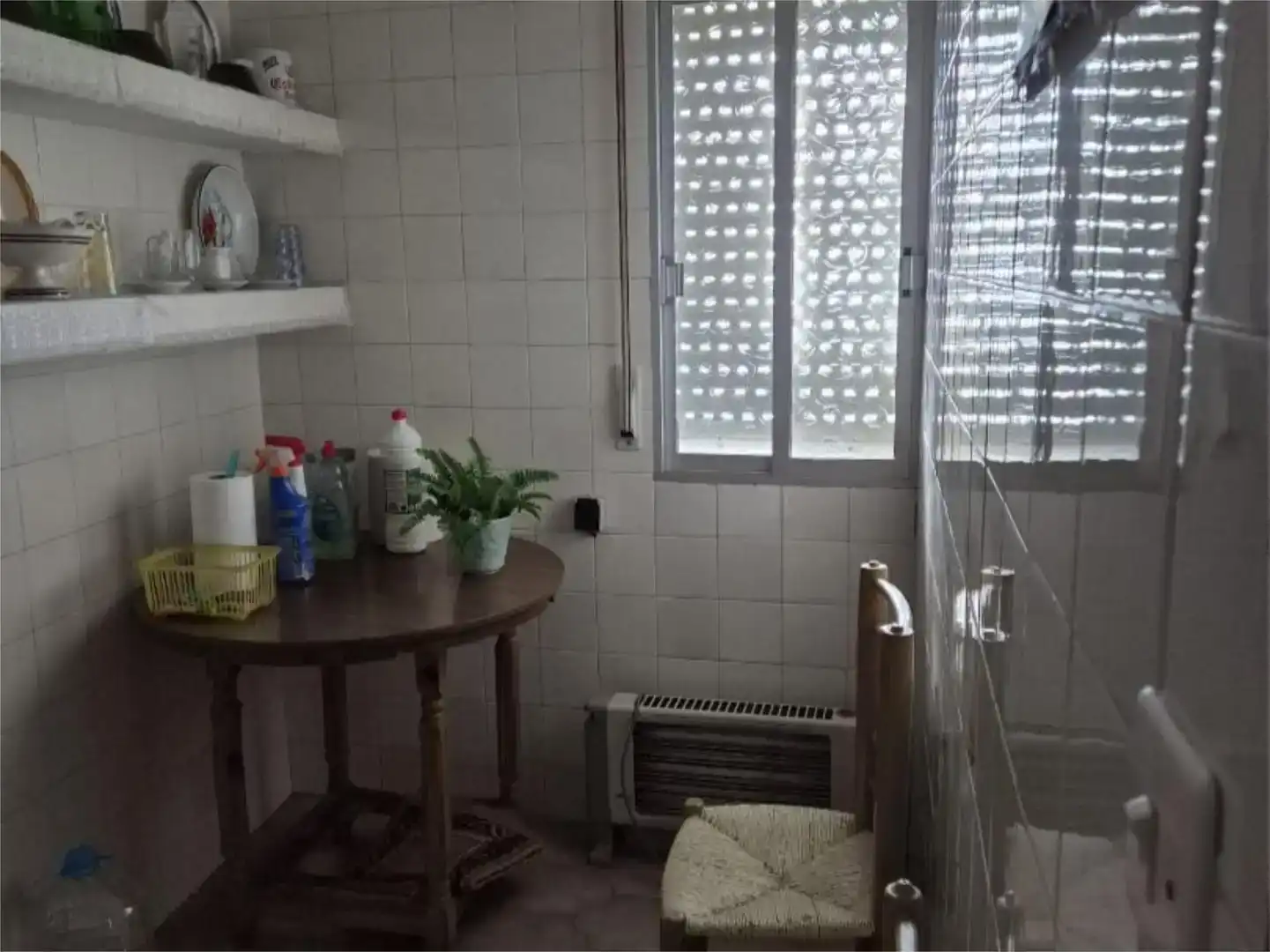 Bathroom of Flat for sale in Herencia  with Balcony