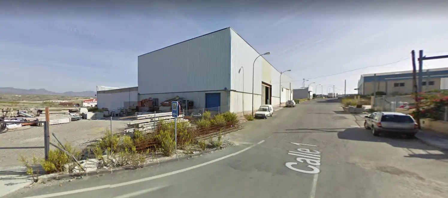 Vista exterior de Nave industrial de alquiler en Albox