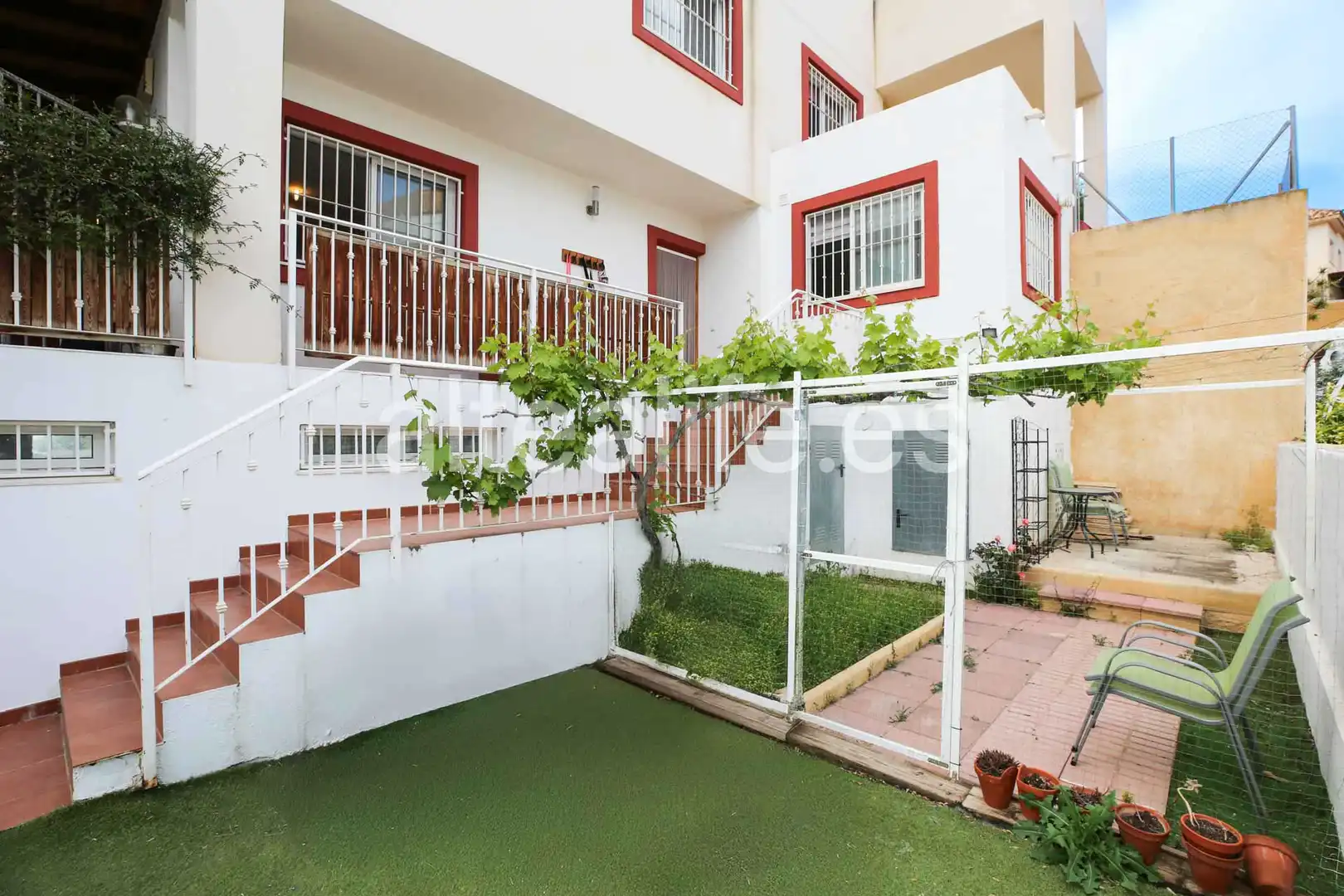 Vista exterior de Casa adosada en venta en La Nucia con Aire acondicionado, Jardín privado y Terraza