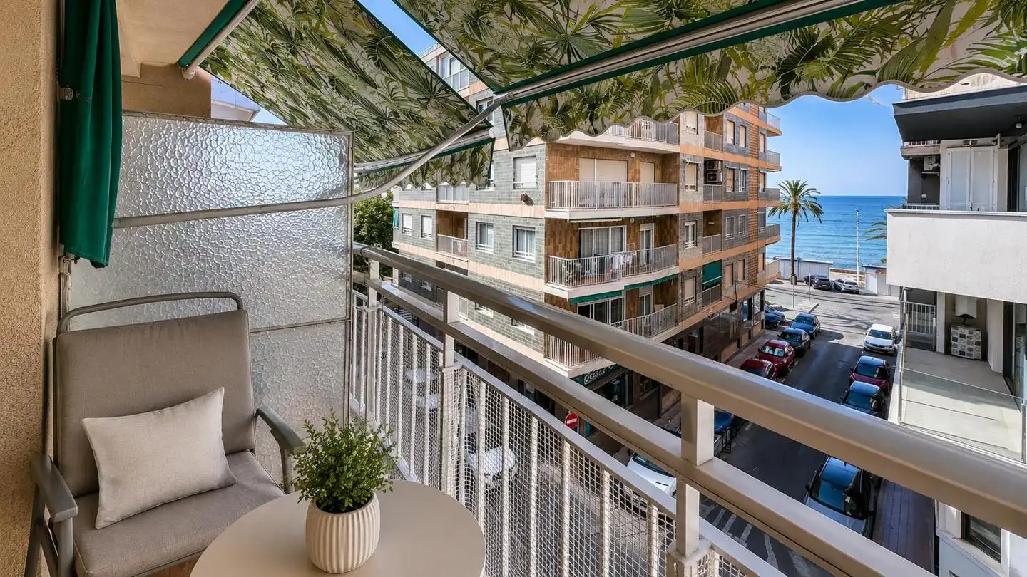 Terrasse von Wohnungen zum Verkauf in Santa Pola mit Terrasse und Möbliert