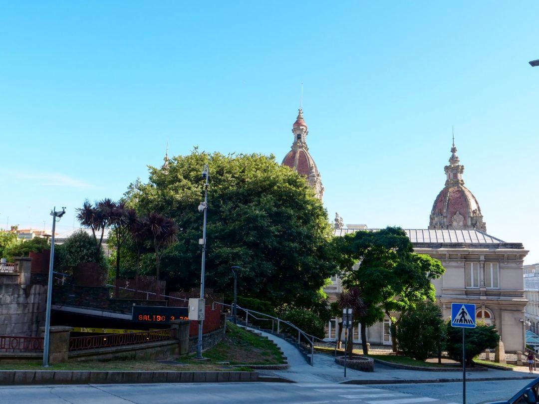 Vista exterior de Local en venda en A Coruña Capital 