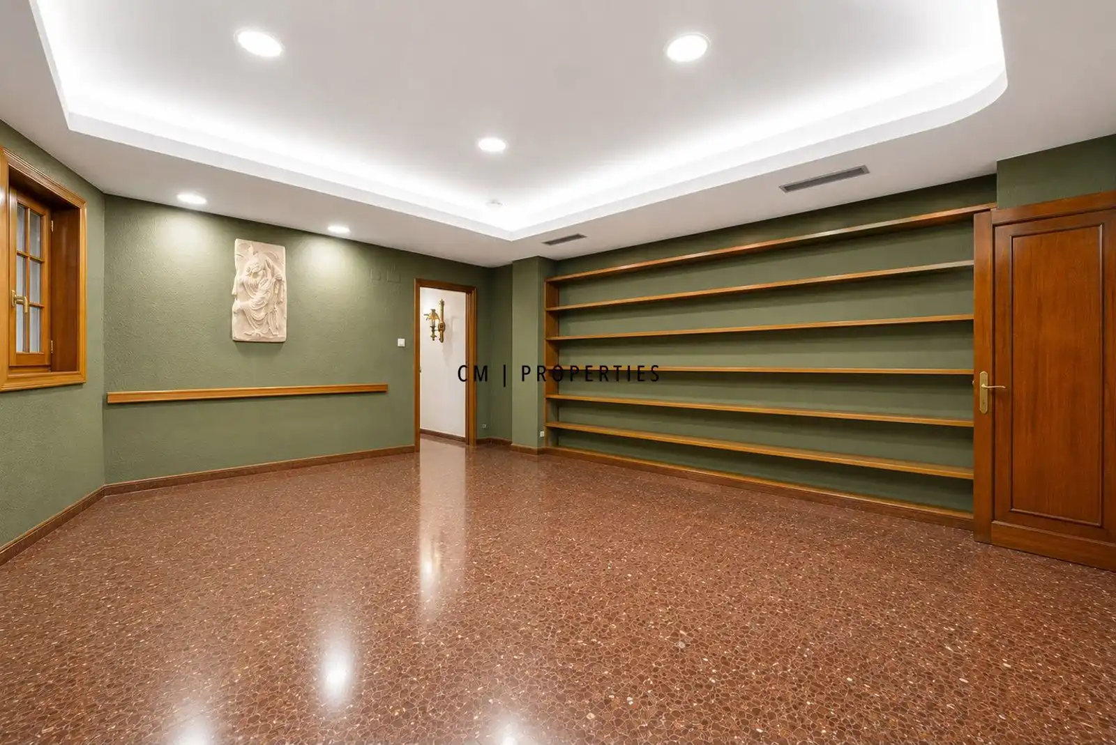 Büro zur Miete in Valencia mit Klimaanlage, Heizung und Terrasse