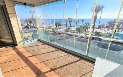 Vista exterior de Apartament en venda en Torrevieja amb Aire condicionat, Terrassa i Piscina