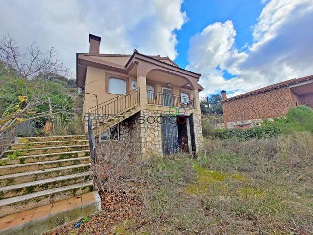 Casa-chalet en Venta en Monterrebollo en Fuentenovilla