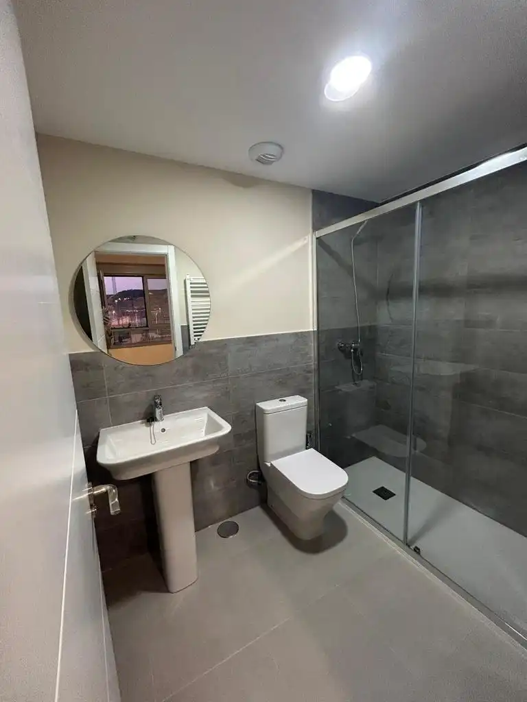 Baño de Piso en venta en Villalbilla con Calefacción, Terraza y Trastero