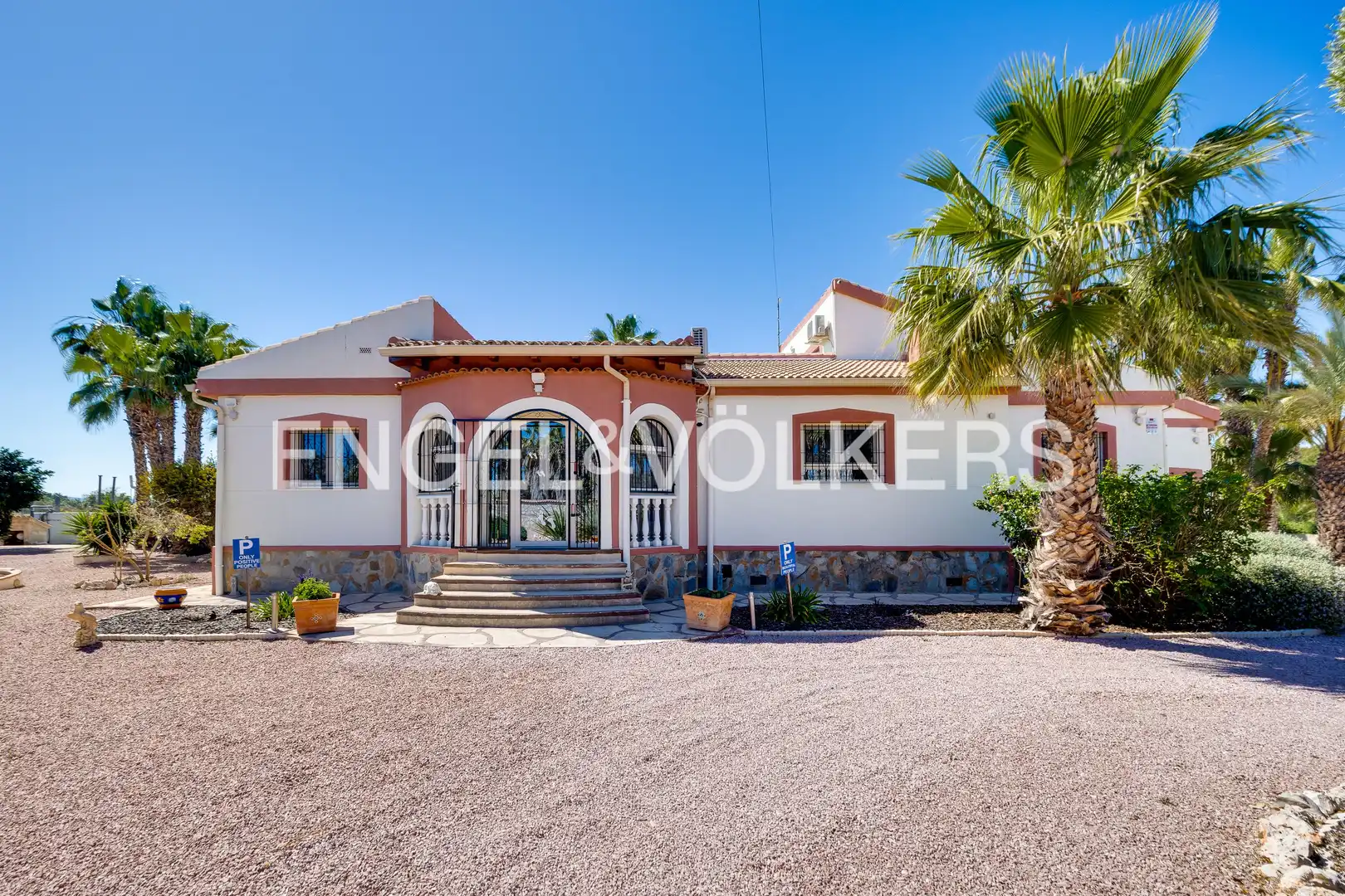 Vista exterior de Casa o chalet en venta en Daya Vieja con Aire acondicionado, Calefacción y Jardín privado