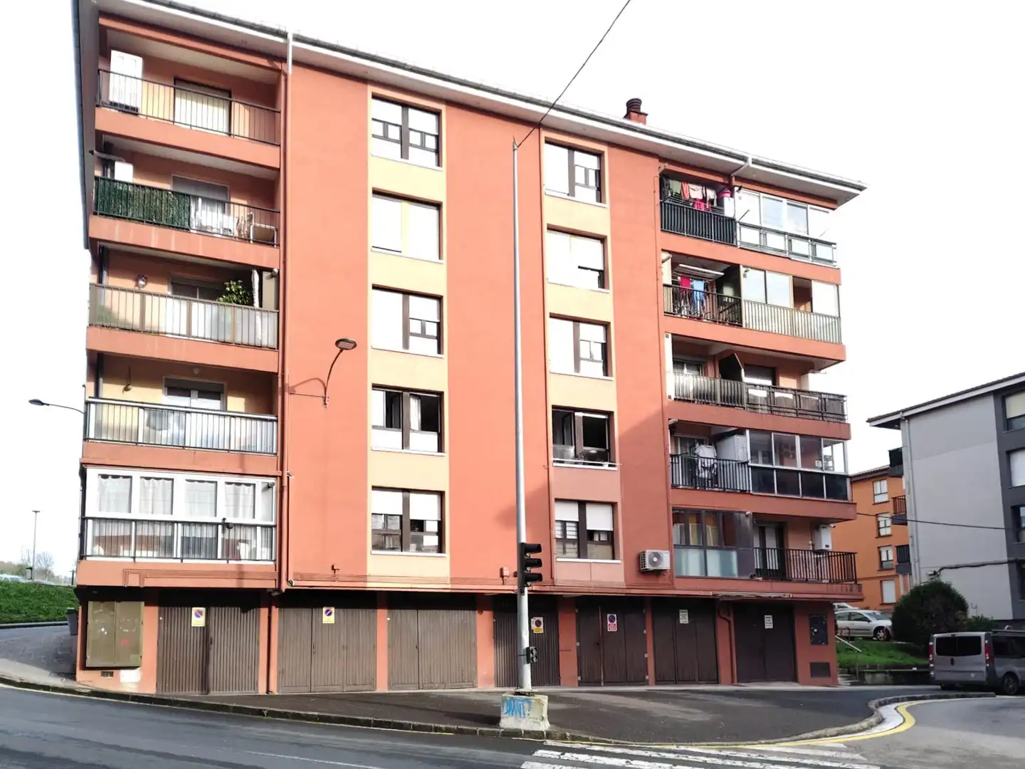 Vista exterior de Garaje en venta en Urnieta