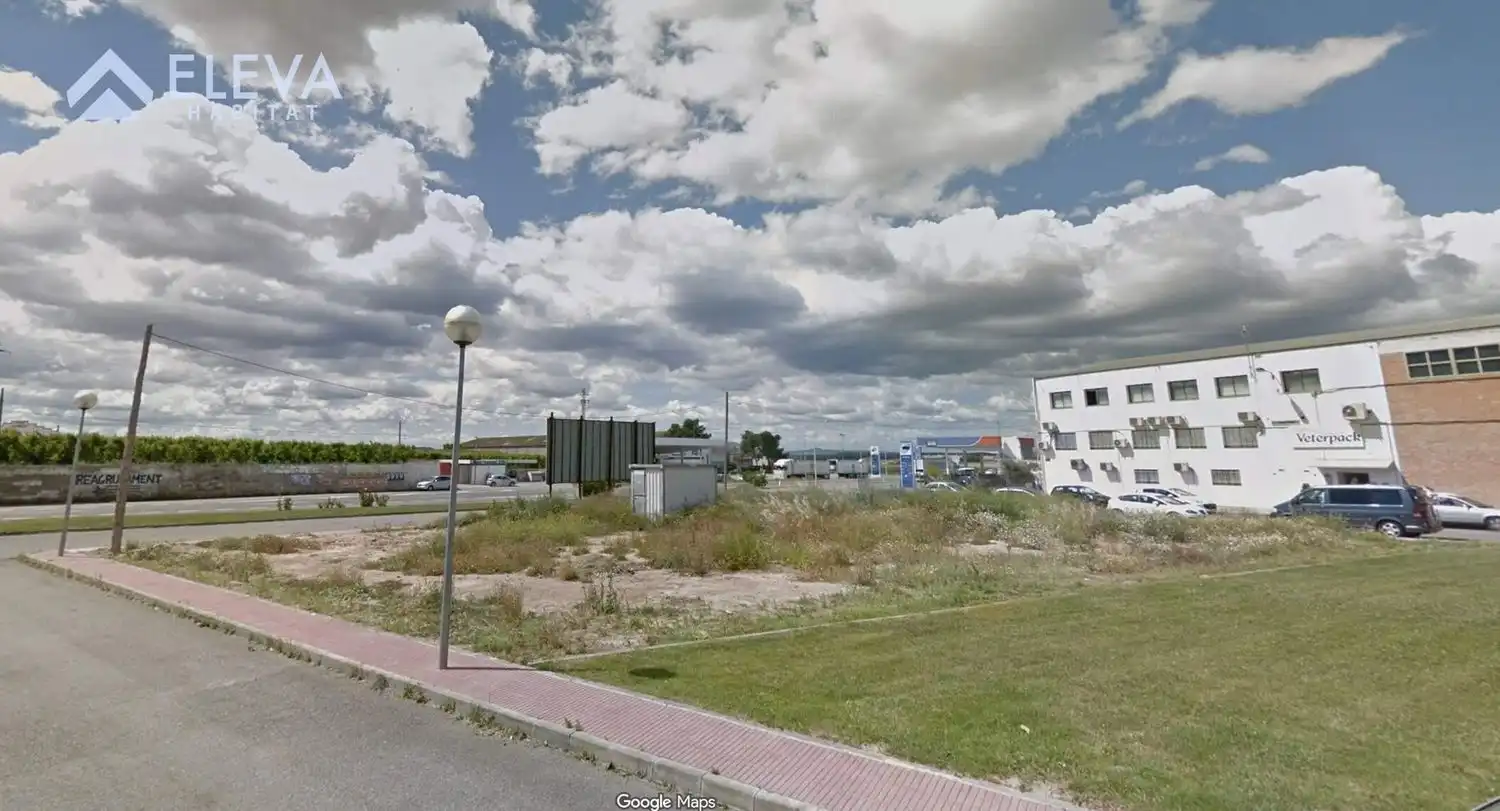 Terreny rústic en venda a CALLE JOSEP M. RIBES SELVA, 33, imagen 3