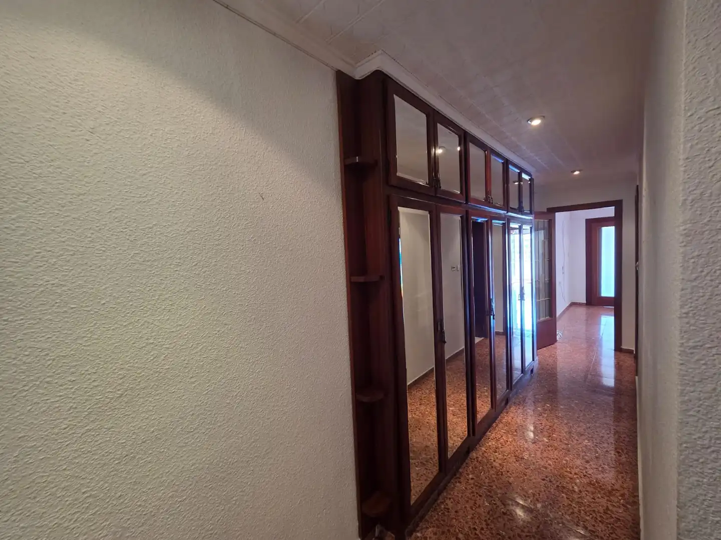 Wohnung zum Verkauf in Elda mit Balkon