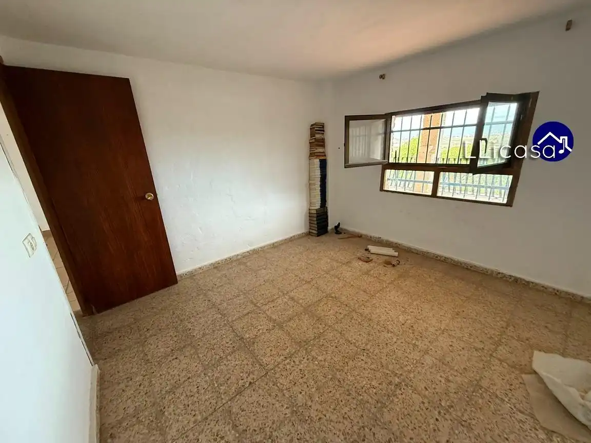 Casa o chalet en venta en Llíria con Jardín privado, Terraza y Trastero