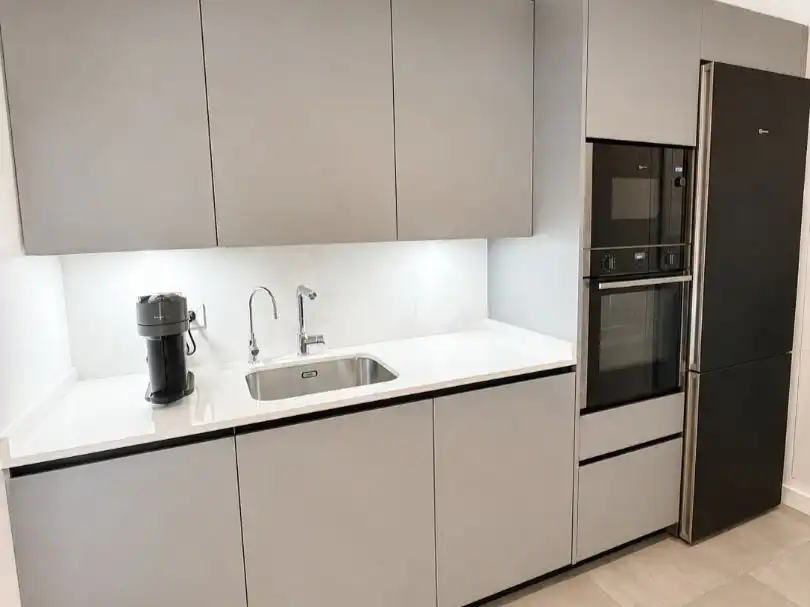 Küche von Wohnung zum Verkauf in Las Rozas de Madrid mit Klimaanlage, Terrasse und Schwimmbad