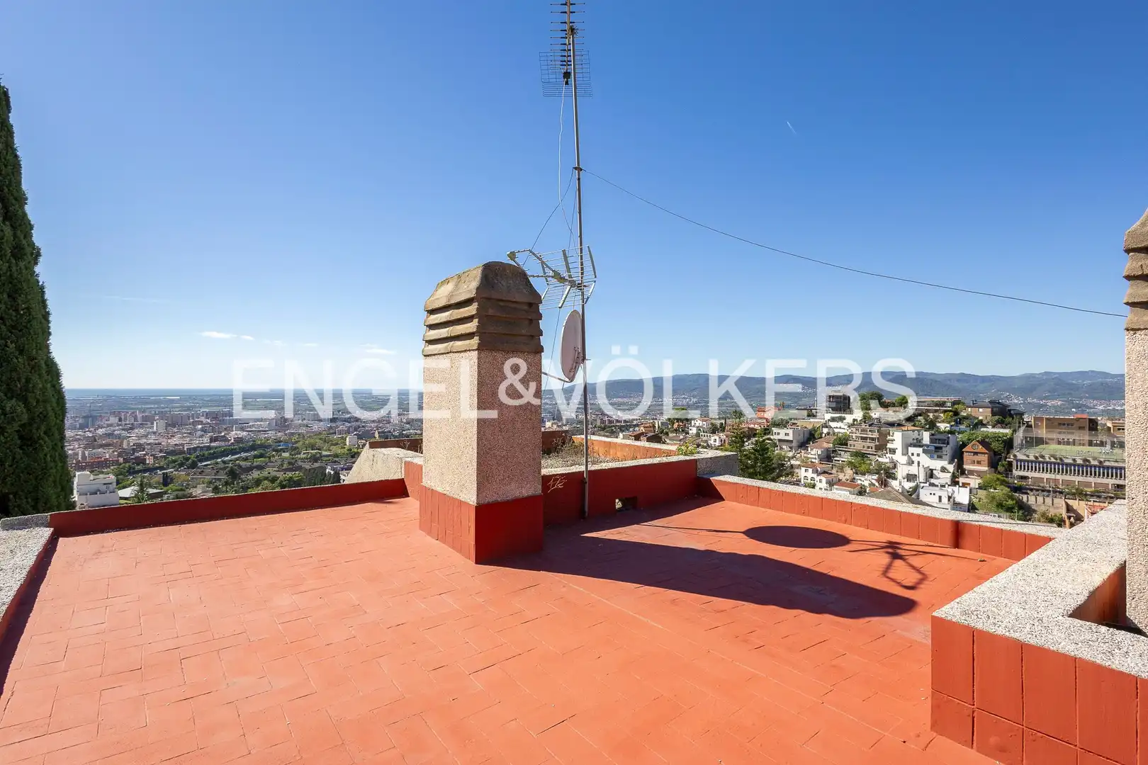Casa con balcón en venta en La Miranda, imagen 8