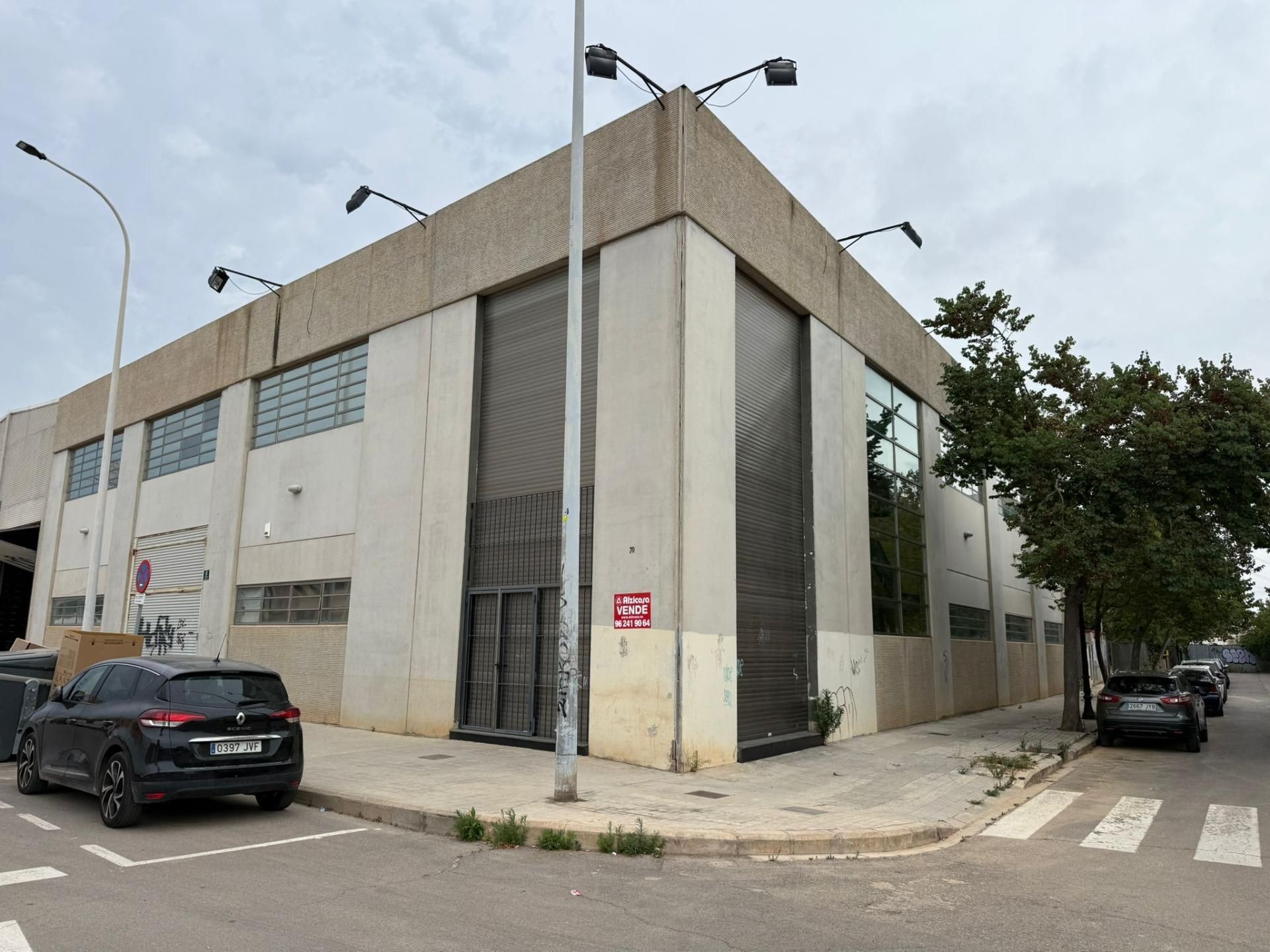 Vista exterior de Nau industrial en venda en  Valencia Capital