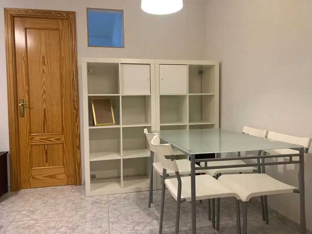 Fotografía del inmueble reportado: 1.050 €/mes — Madrid, Madrid