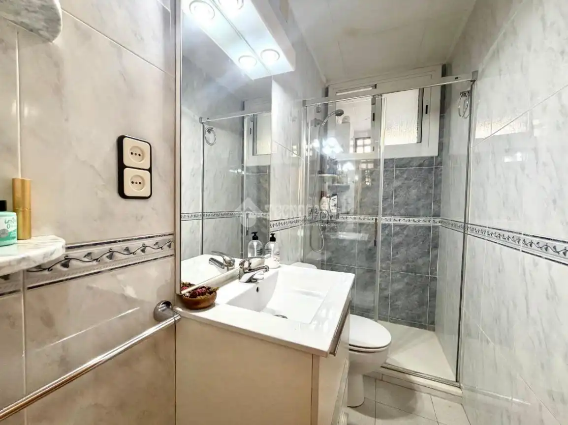 Casa aparellada en venda a Sant Martí, imagen 21
