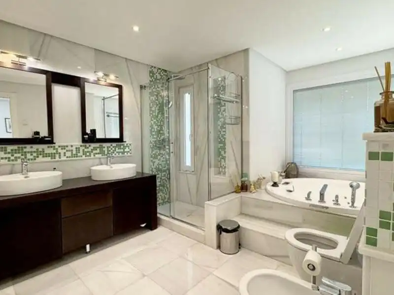 Bathroom of Houses for rent in Marbella  with Air Conditioner, Heating and Private garden