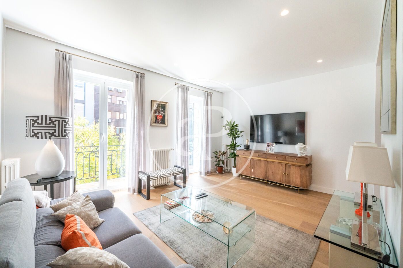 Exterior view of Flat to rent in  Madrid Capital  with Air Conditioner, Heating and Terrace
