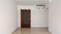 Bedroom of Flat to rent in  Barcelona Capital  with Air Conditioner, Heating and Parquet flooring