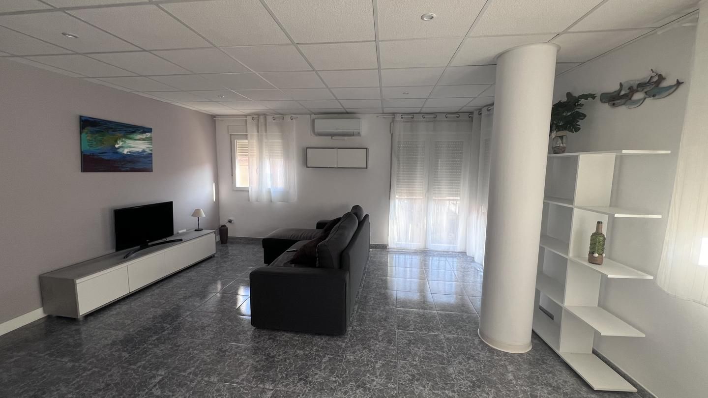 Sala d'estar de Pis en venda en Benicarló amb Aire condicionat, Terrassa i Moblat