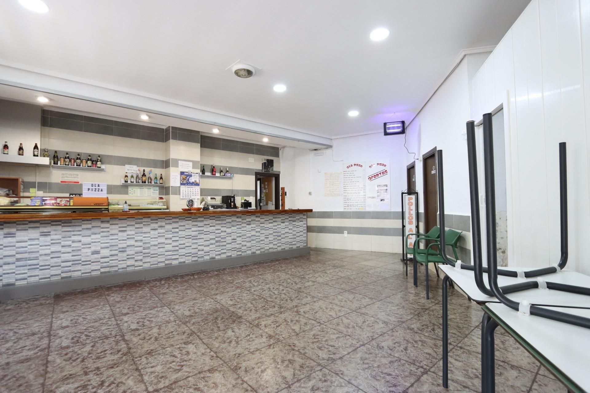 Premises for sale in Benaguasil  with Air Conditioner and Furnished