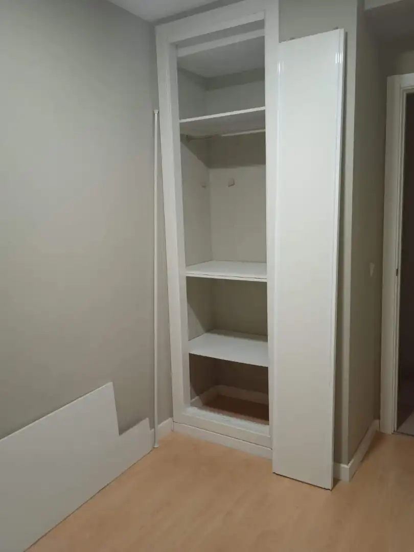 Habitación de Casa o chalet en venta en Santo Domingo-Caudilla con Calefacción y Jardín privado