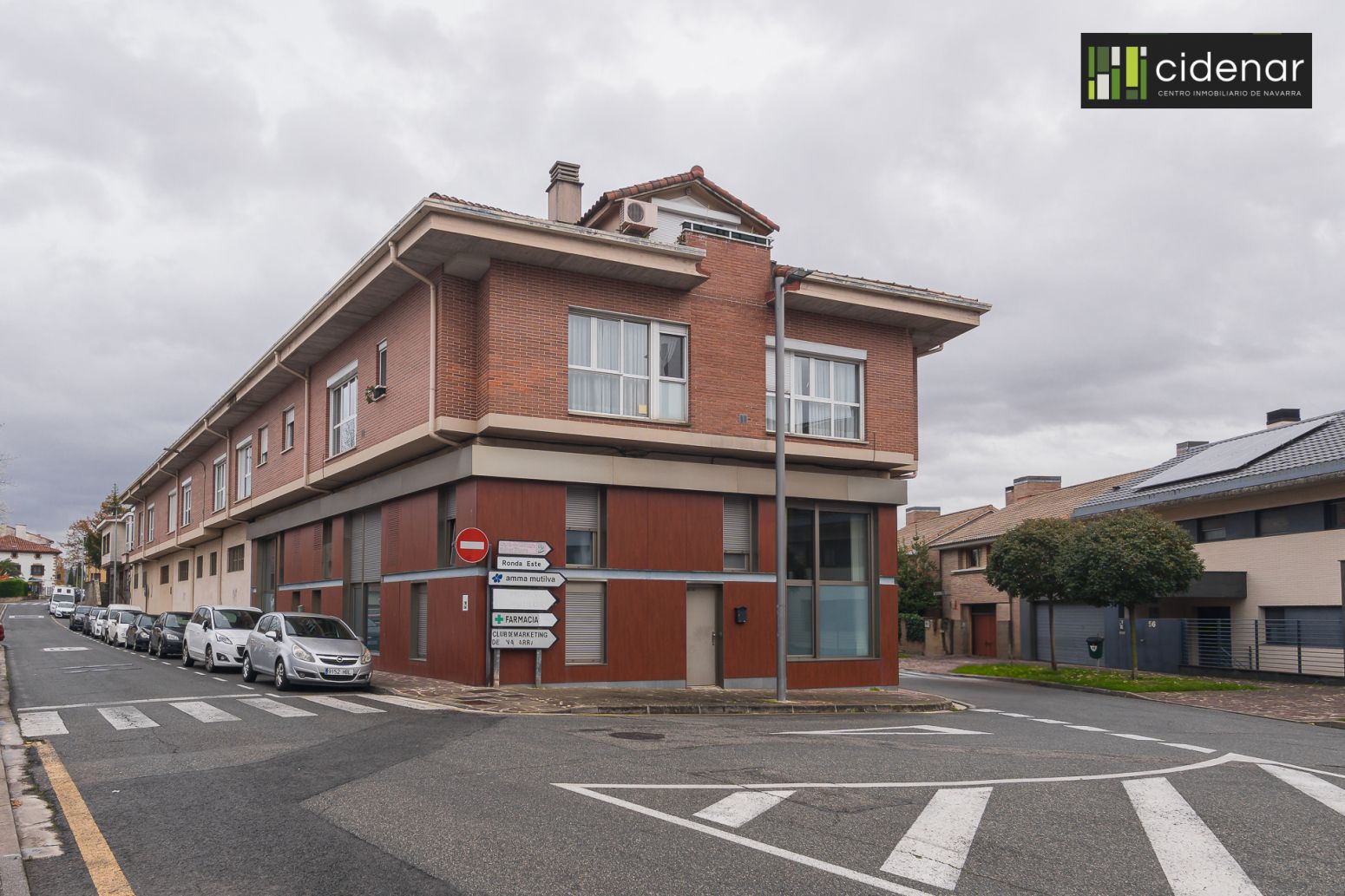 Vista exterior de Pis en venda en Aranguren amb Aire condicionat, Calefacció i Parquet