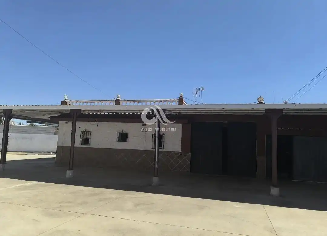 Vista exterior de Casa o xalet en venda en Córdoba