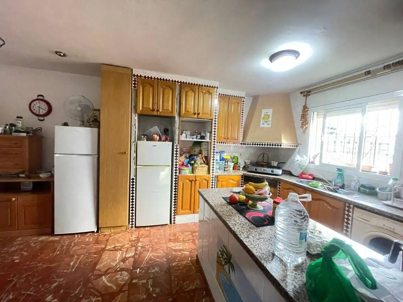 Cuina de Casa adosada en venda en Estepona amb Aire condicionat, Terrassa i Moblat