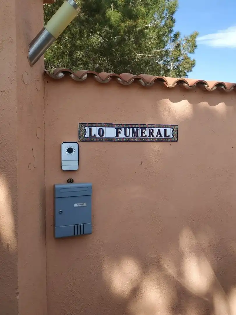 Vista exterior de Finca rústica en venda en La Ràpita amb Aire condicionat, Calefacció i Jardí privat