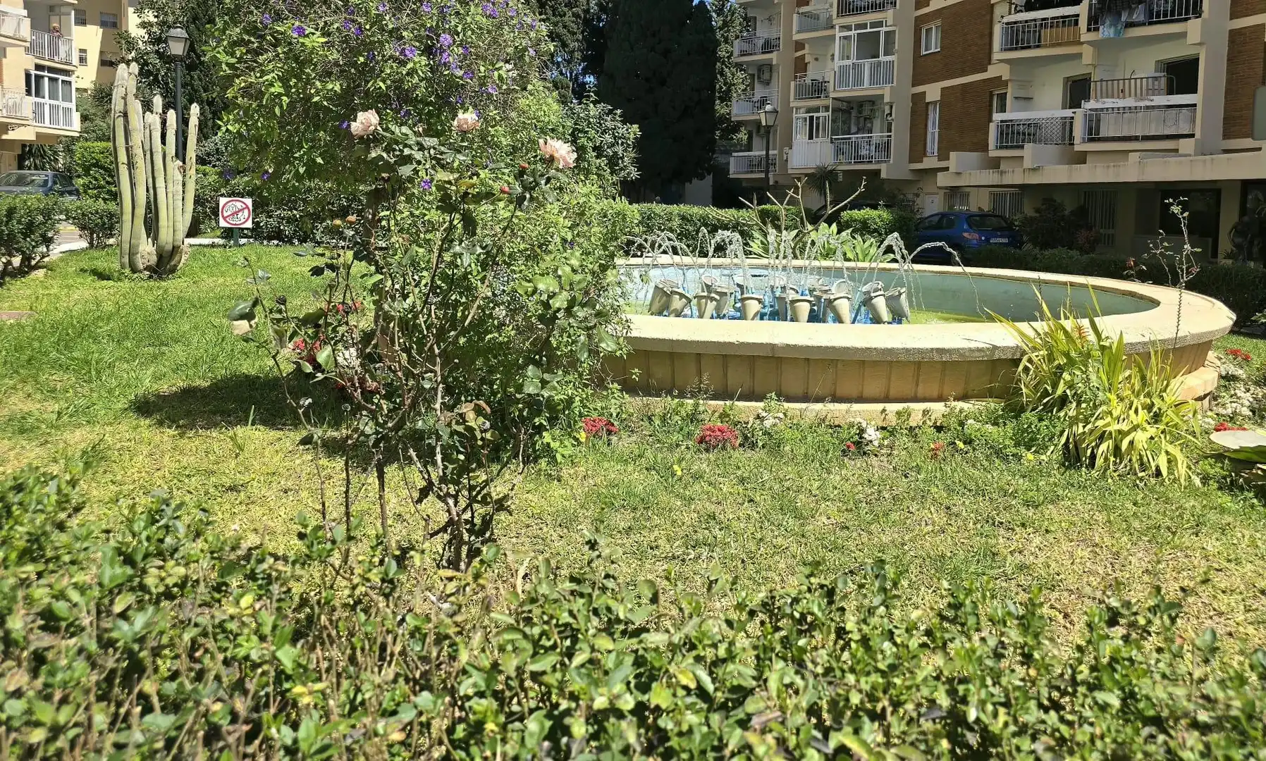 Schwimmbecken von Wohnung zum Verkauf in Benalmádena mit Privatgarten, Möbliert und Gemeinschaftspool