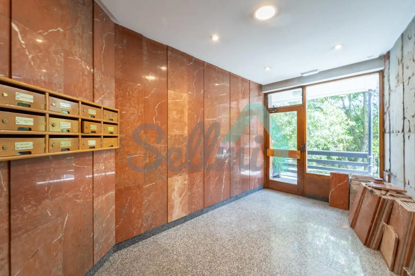 Piso en venta en Oviedo  con Calefacción, Parquet y Terraza