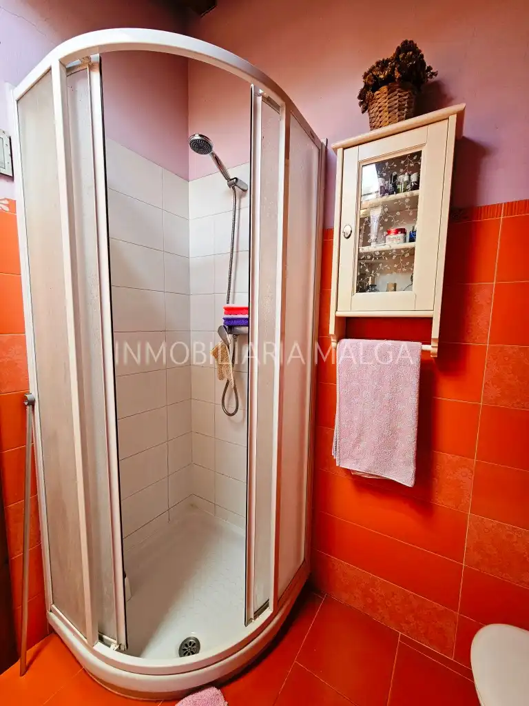 Dormitori de Casa o xalet en venda en Villaviciosa amb Calefacció, Jardí privat i Parquet