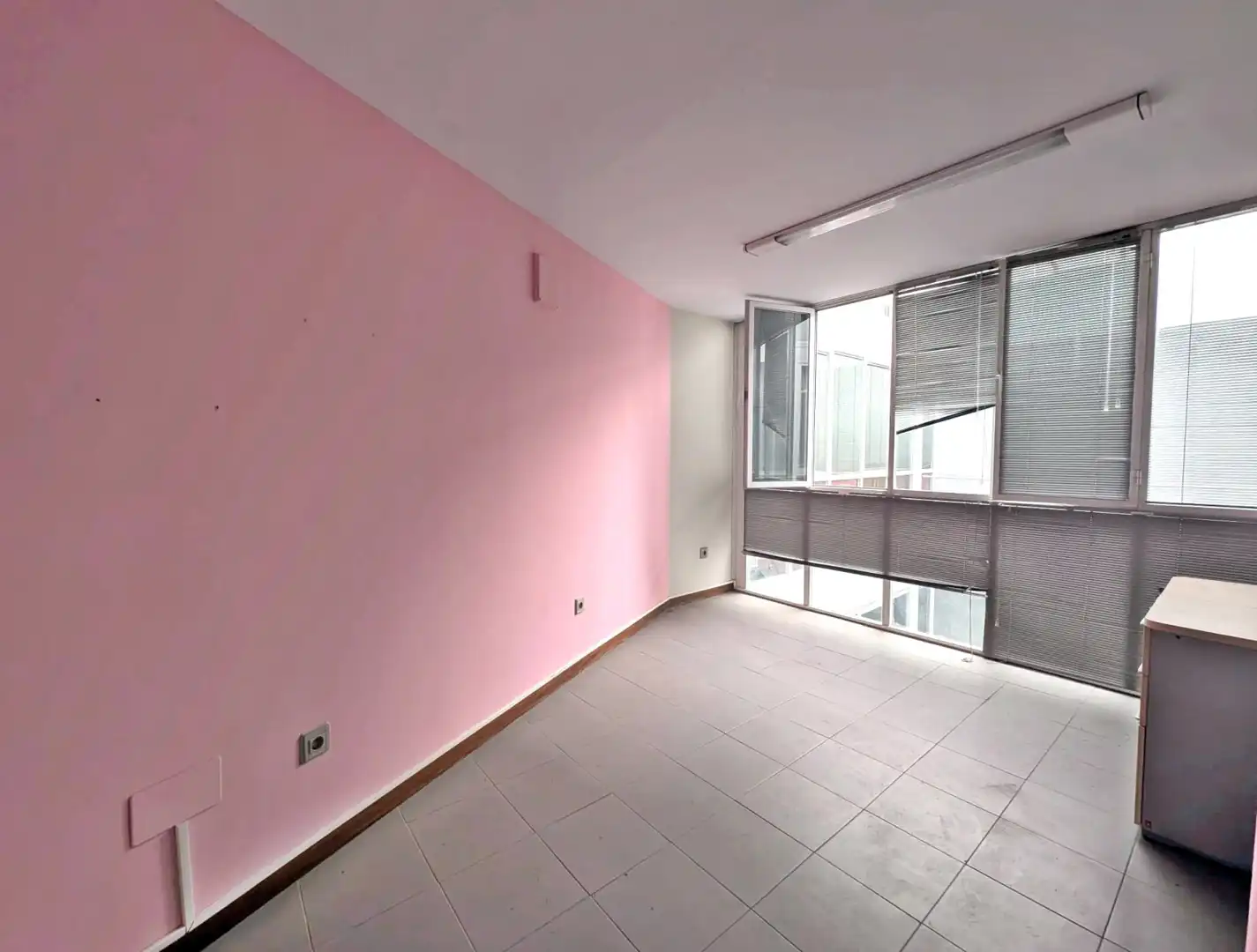 Business premises to rent in Torrelavega - CALLE RUIZ TAGLE, imagen 5