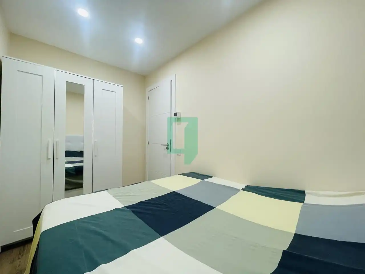 Habitación de Piso en venta en Badalona con Aire acondicionado, Calefacción y Balcón
