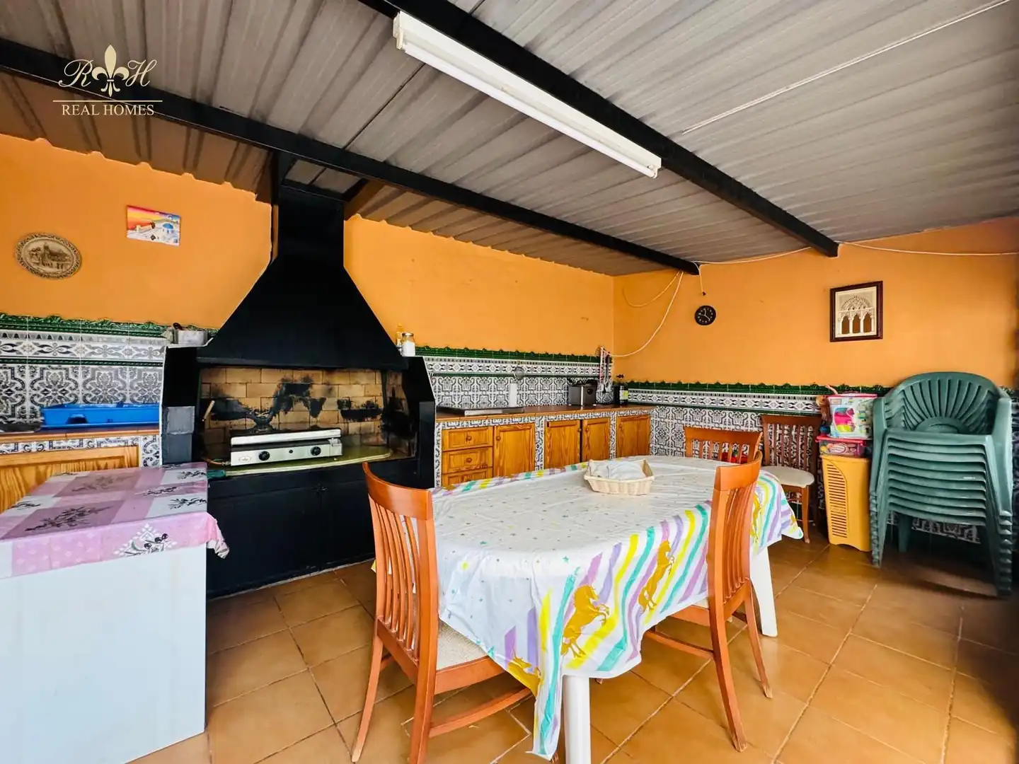 Küche von Einfamilien-Reihenhaus zum Verkauf in L'Alfàs del Pi mit Klimaanlage, Terrasse und Schwimmbad