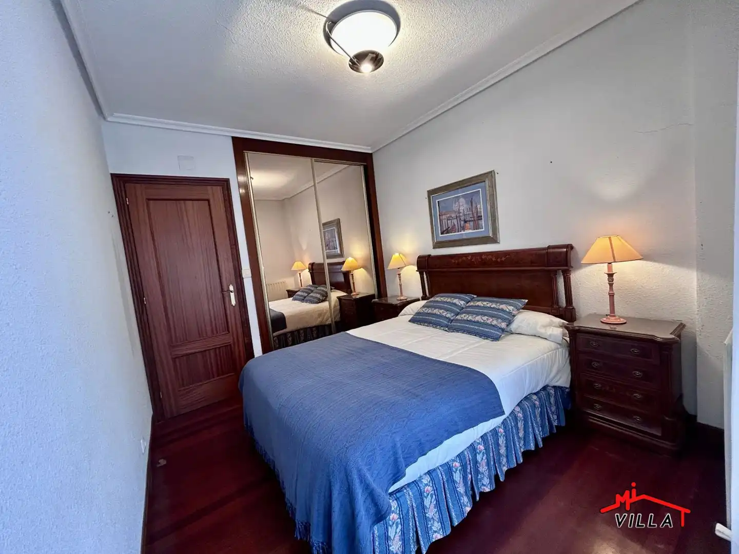 Habitación de Casa adosada en venta en Laredo con Calefacción