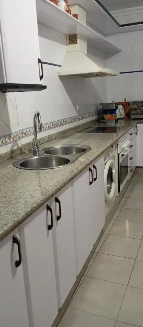 Cocina de Planta baja en venta en Palos de la Frontera