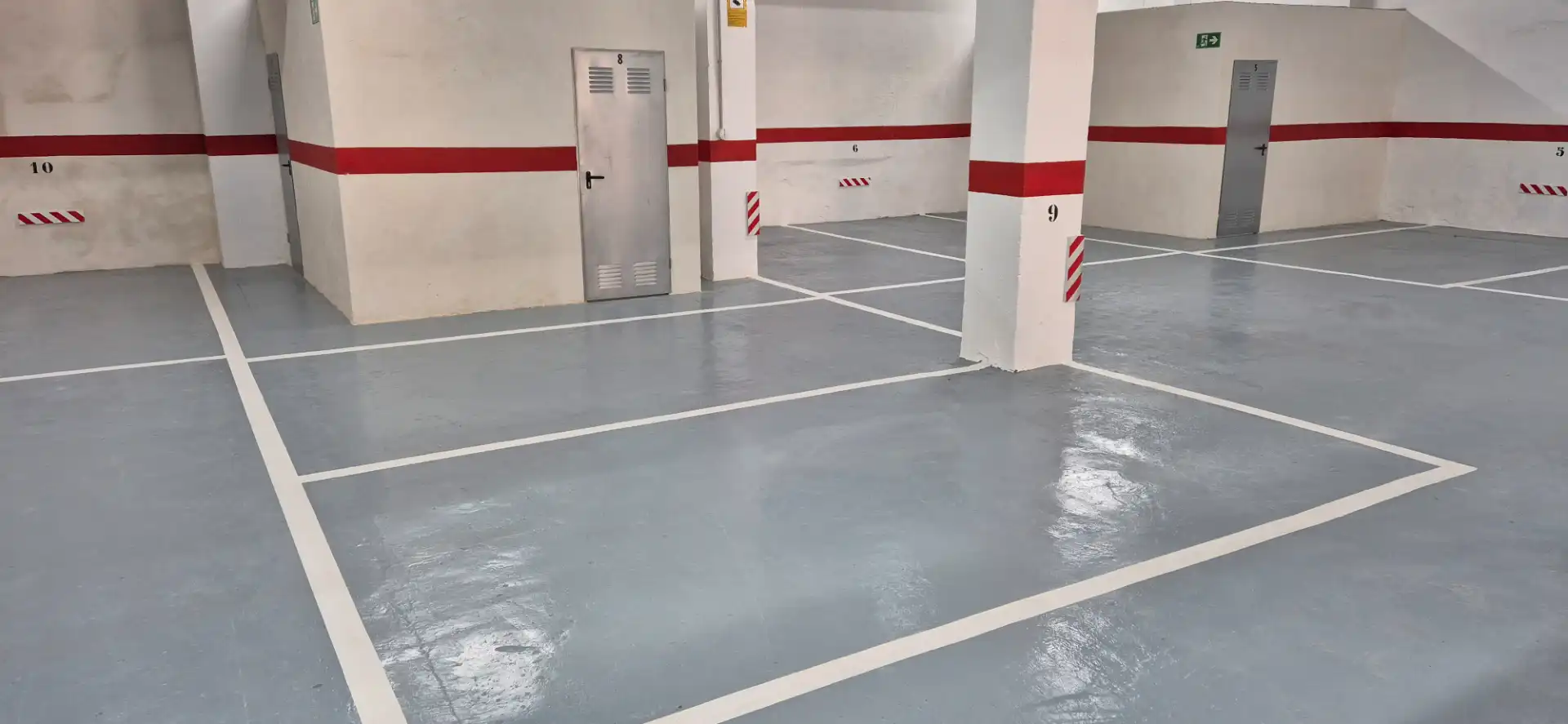 Parking of Garage for rent in Alfafar
