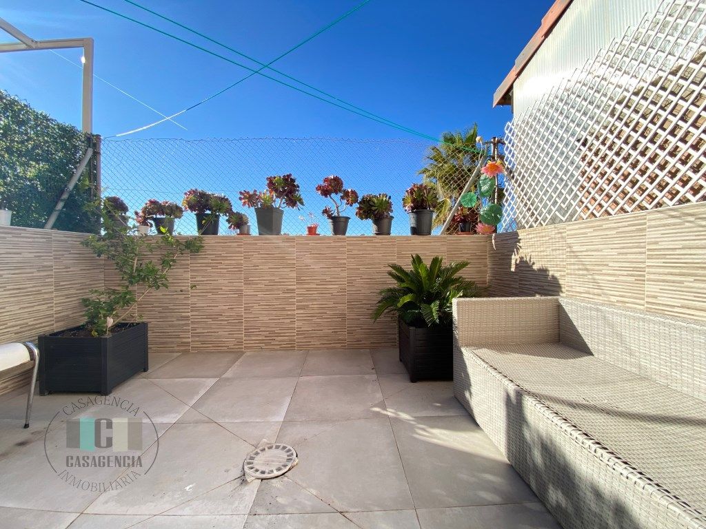Terrace of Single-family semi-detached for sale in Almazora / Almassora  with Air Conditioner