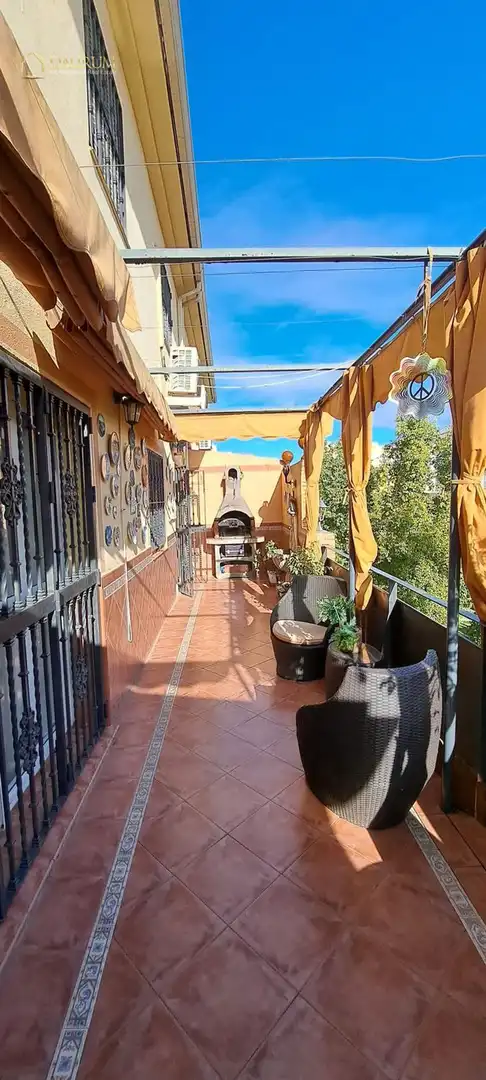 Terrassa de Dúplex en venda en Sevilla amb Aire condicionat, Calefacció i Terrassa