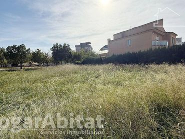 Wohnbaugrundstück zum Verkauf in Calle Tavernes de la Valldigna