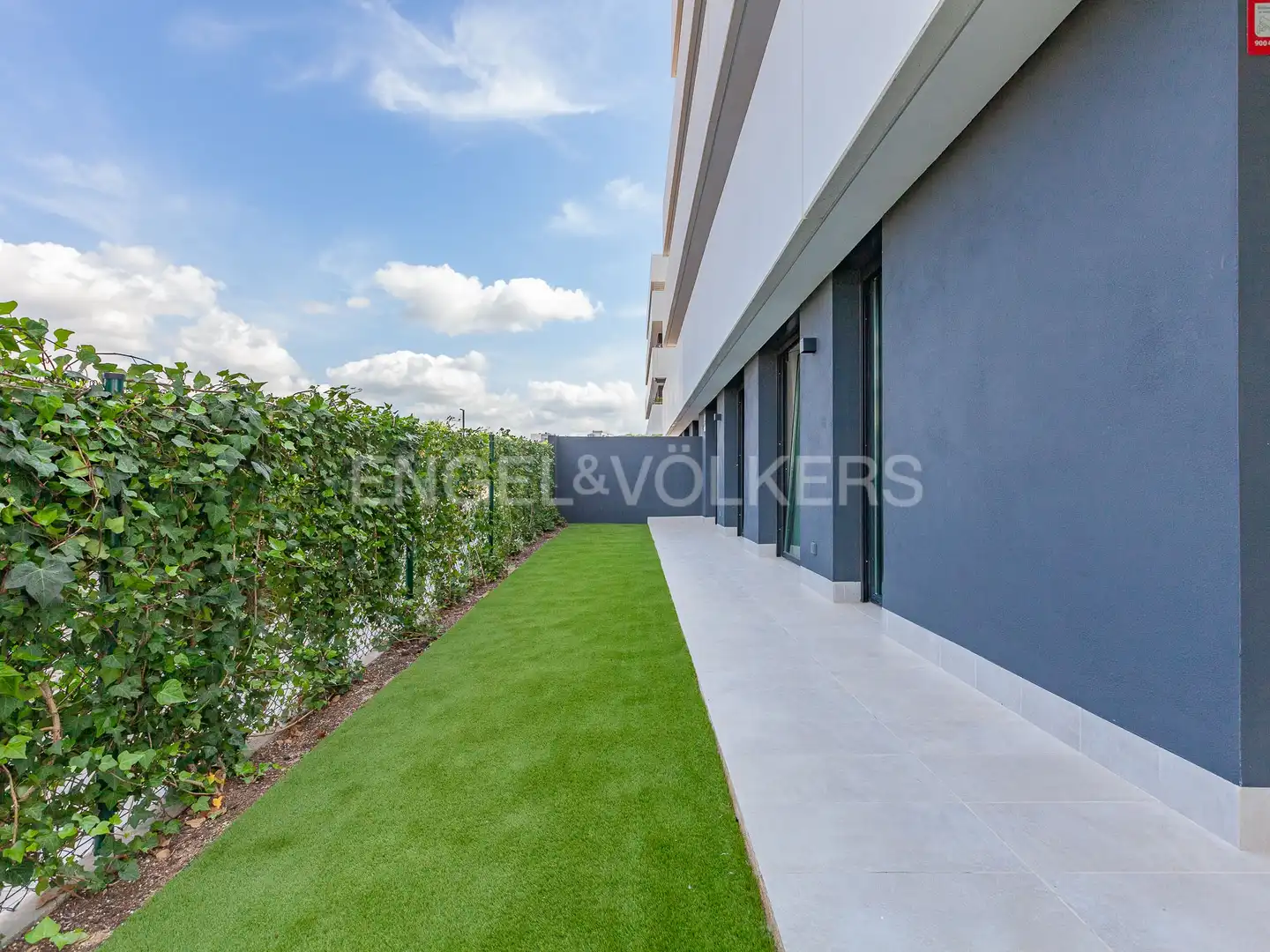 Terrasse von Wohnungen zur Miete in Sitges mit Klimaanlage, Heizung und Privatgarten