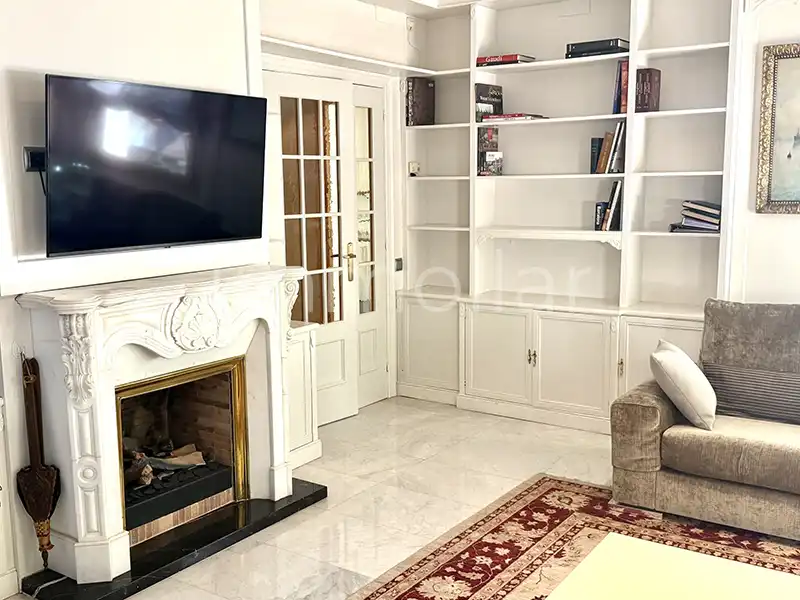 Living room of Attic for rent in Barcelona  with Air Conditioner, Heating and Parquet flooring