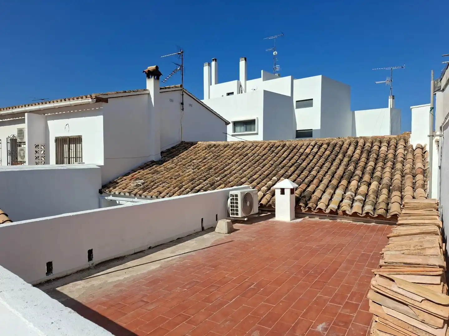 Vista exterior de Casa adosada en venta en Dénia con Calefacción