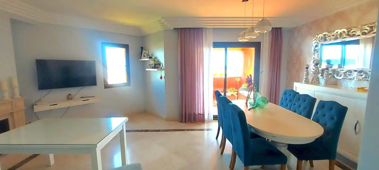 Menjador de Dúplex en venda en Manilva amb Aire condicionat, Terrassa i Traster